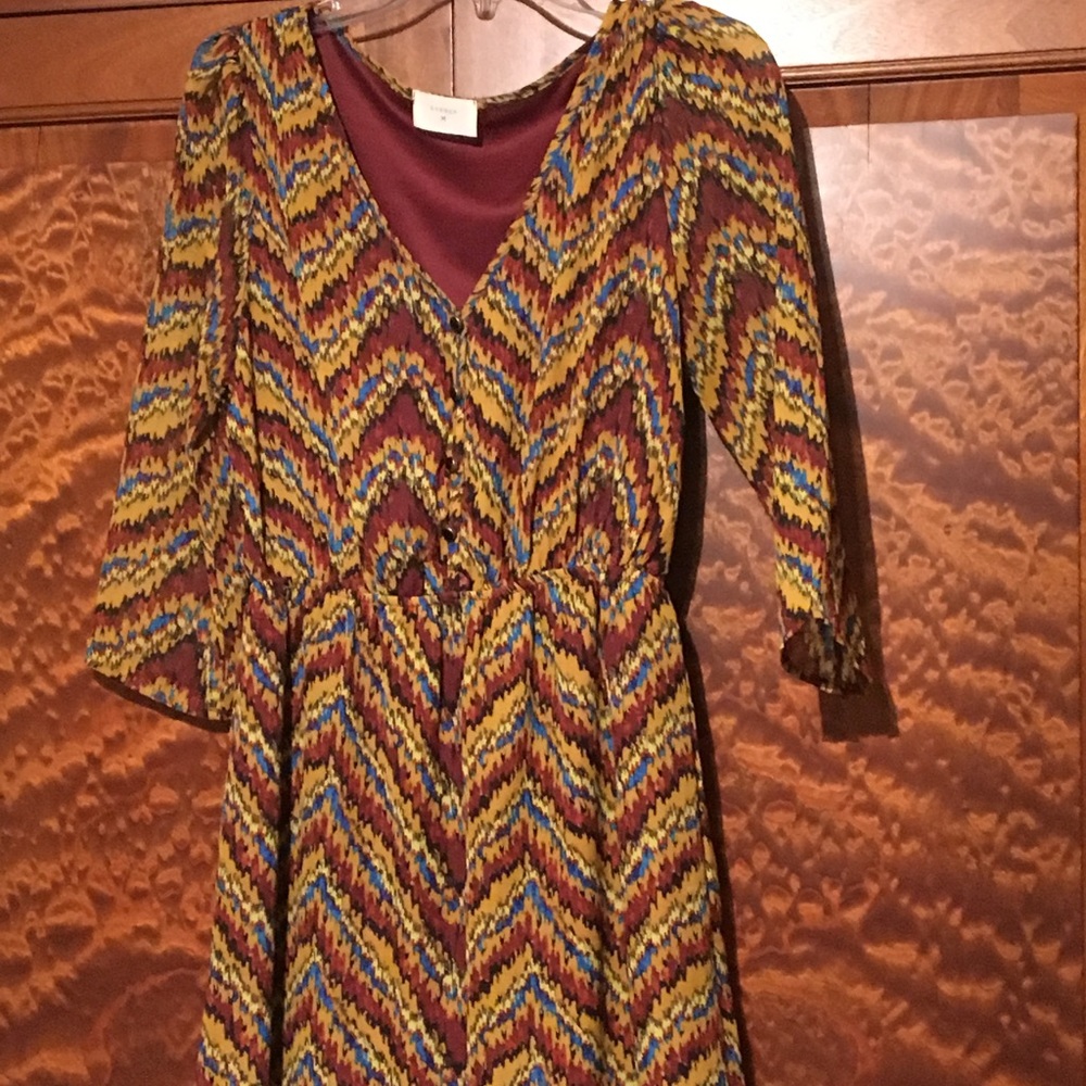 Everly chevron print dress size medium